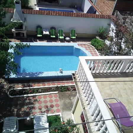 Cane Konukevi Bela Crkva (Banat)